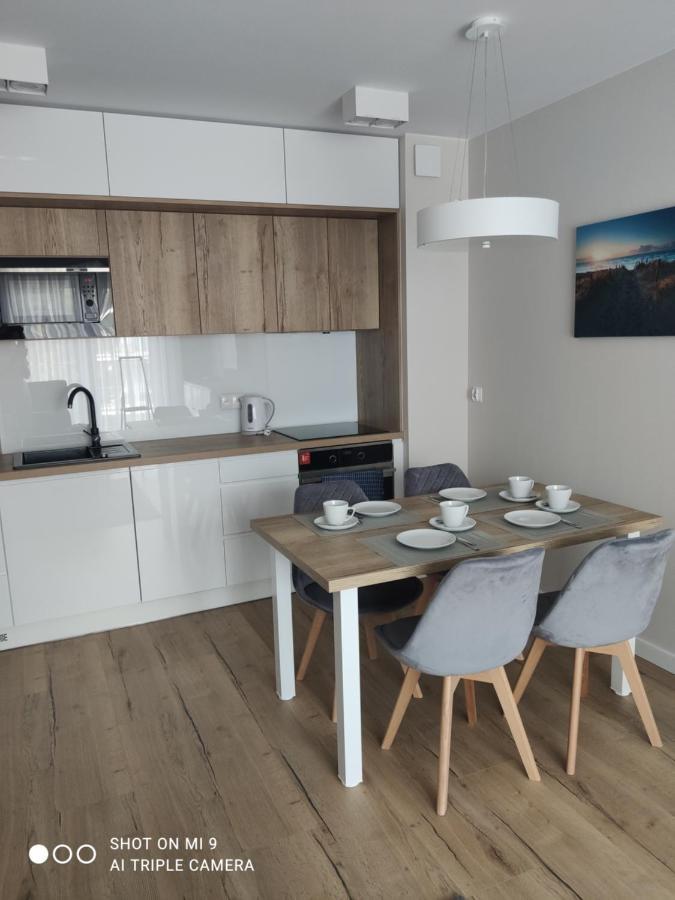 Apartament Szafir W Budynku Basenowym Morska Klifowa Rewal Extérieur photo