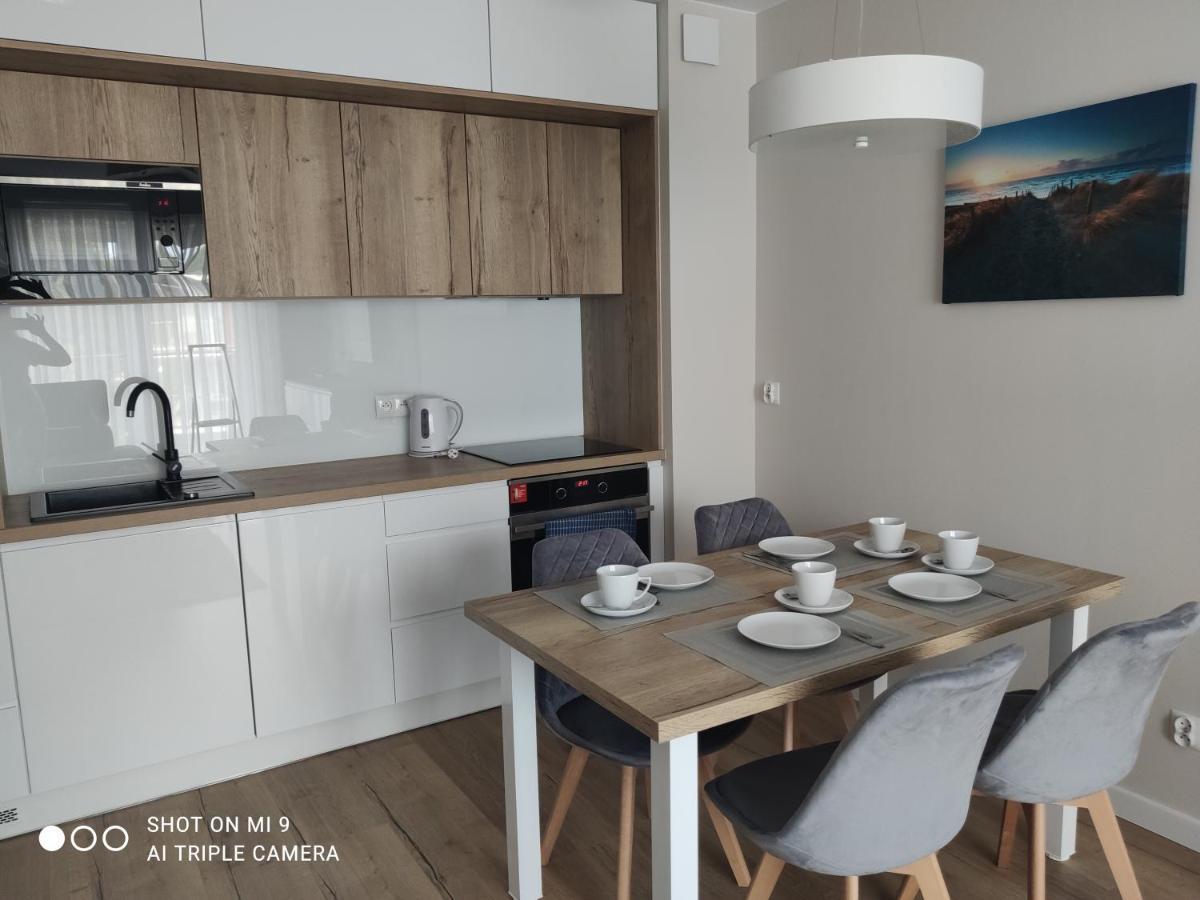 Apartament Szafir W Budynku Basenowym Morska Klifowa Rewal Extérieur photo