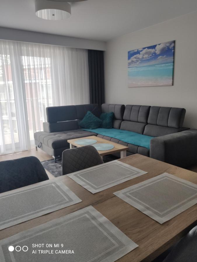 Apartament Szafir W Budynku Basenowym Morska Klifowa Rewal Extérieur photo