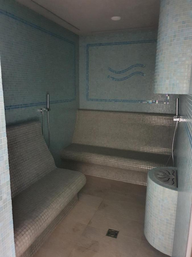 Apartament Szafir W Budynku Basenowym Morska Klifowa Rewal Extérieur photo
