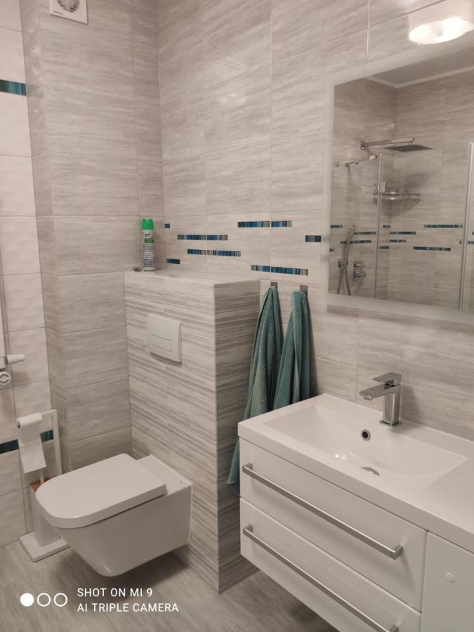 Apartament Szafir W Budynku Basenowym Morska Klifowa Rewal Extérieur photo