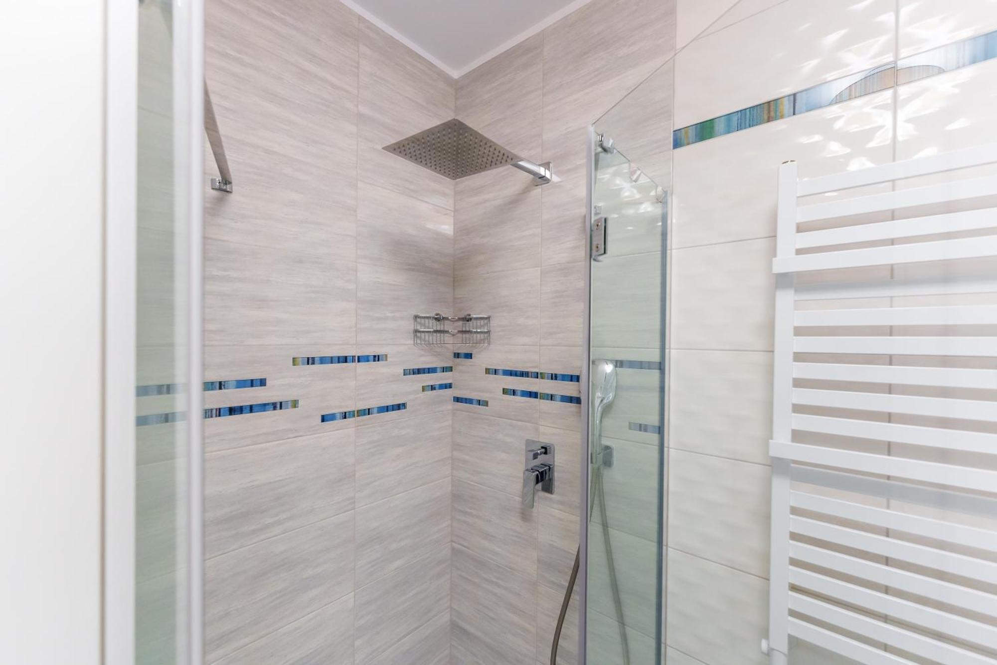 Apartament Szafir W Budynku Basenowym Morska Klifowa Rewal Extérieur photo